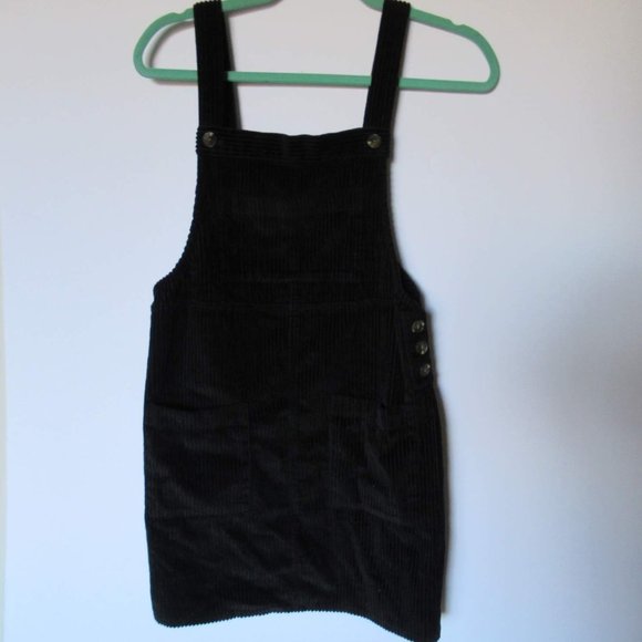 wild fable Dresses & Skirts - NWT Wild Fable Black Corduroy Overall Pinafore Dress sz S